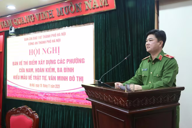 Thiếu tướng Dương Đức Hải, Phó Giám đốc CATP, Phó trưởng Ban chỉ đạo 197 thành phố phát biểu tại hội nghị
