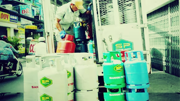 Mức giá đến tay người tiêu dùng chỉ còn 340.000 đồng/bình 12kg