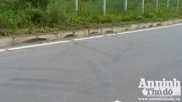 Nổ súng, rượt đuổi ôtô như phim trên Đại lộ Thăng Long ảnh 8