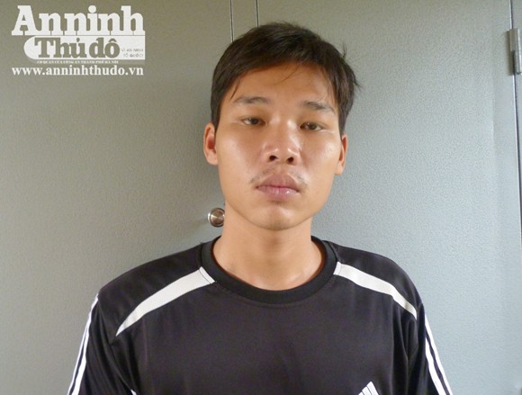 Hai nữ sinh dũng cảm phóng xe truy đuổi, bắt cướp ảnh 1 Hai nữ sinh dũng cảm phóng xe truy đuổi, bắt cướp ảnh 1