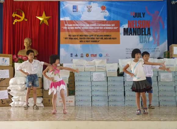 Sẻ chia khó khăn với những mảnh đời đặc biệt ảnh 17 Sẻ chia khó khăn với những mảnh đời đặc biệt ảnh 17