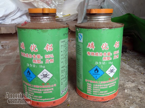 Phát hiện hàng trăm nghìn ống thuốc “kích phọt” rau mầm ảnh 9 Phát hiện hàng trăm nghìn ống thuốc “kích phọt” rau mầm ảnh 9