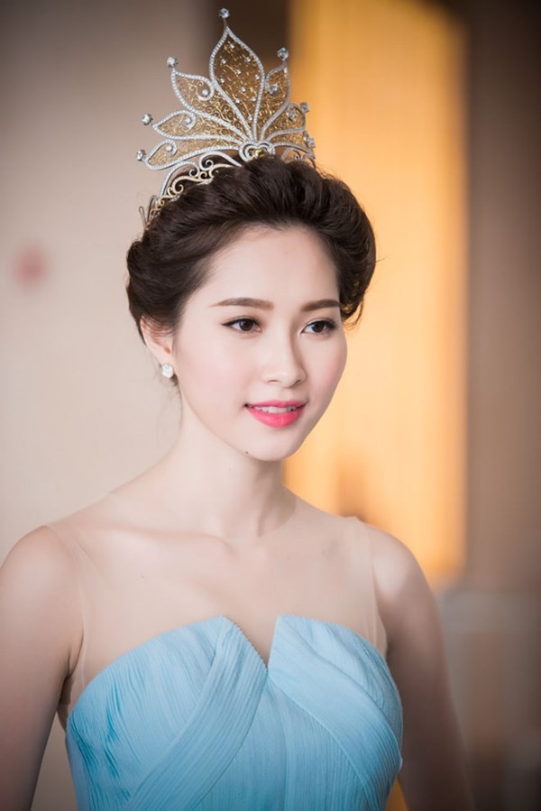 Người đẹp “sống thử” sẽ không được thi Hoa hậu ảnh 2 Người đẹp “sống thử” sẽ không được thi Hoa hậu ảnh 2