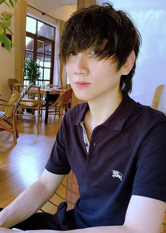 Bức ảnh làm dấy lên tin đồn Mr Siro bị bệnh Bức ảnh làm dấy lên tin đồn Mr Siro bị bệnh