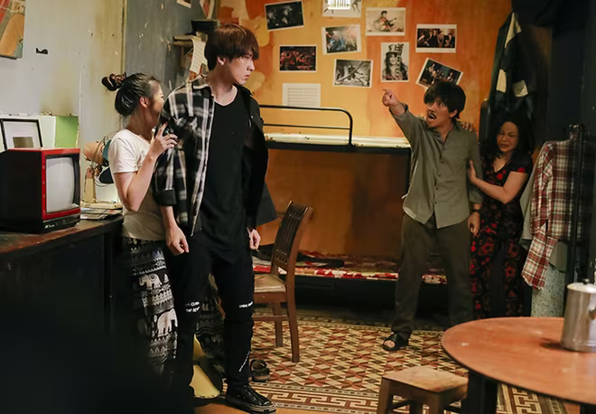 Cảnh trong phim web-drama "Bố già" Cảnh trong phim web-drama "Bố già"
