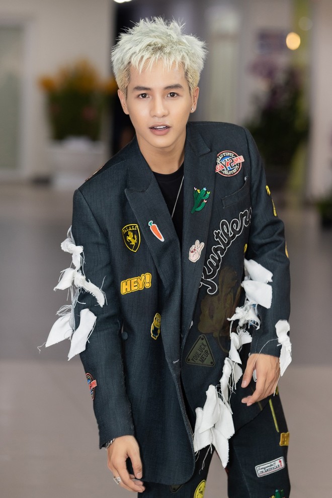 Khán giả phát “sốt” vì Rapper đẹp trai nhất “King of Rap”  ảnh 3