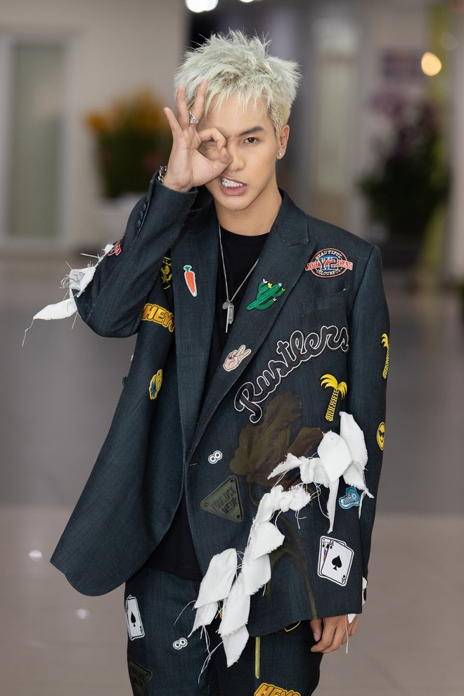 Khán giả phát “sốt” vì Rapper đẹp trai nhất “King of Rap”  ảnh 2