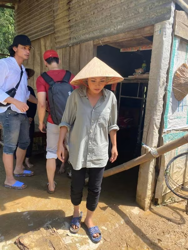 Hình ảnh Phương Thanh trong chuyến đi từ thiện được cô chia sẻ trên mạng xã hội trước đó Hình ảnh Phương Thanh trong chuyến đi từ thiện được cô chia sẻ trên mạng xã hội trước đó