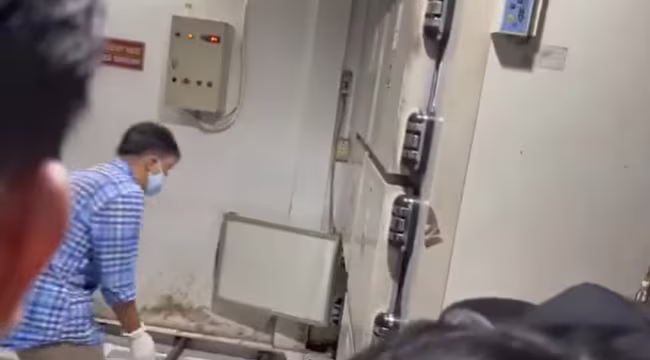 Đoạn livestream cảnh thi hài Chí Tài mà Hiếu Hiền đăng tải trên Fanpage chính thức khiến dư luận phẫn nộ Đoạn livestream cảnh thi hài Chí Tài mà Hiếu Hiền đăng tải trên Fanpage chính thức khiến dư luận phẫn nộ