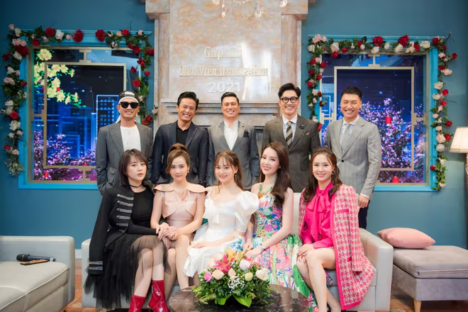 BTV Chuyển động 24 nói thêm: “Tất nhiên nuối tiếc cũng có, nhưng dường như khi nỗi buồn qua đi, người ta vẫn hướng mình về phía trước và hành trang thường là niềm hy vọng. Tôi cảm ơn gia đình, bạn bè, đồng nghiệp đã luôn bên tôi dù khó khăn hay thử thách, niềm vui hay nỗi buồn”.