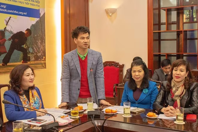 NSƯT Xuân Bắc tại cuộc gặp gỡ báo chí giới thiệu chương trình NSƯT Xuân Bắc tại cuộc gặp gỡ báo chí giới thiệu chương trình