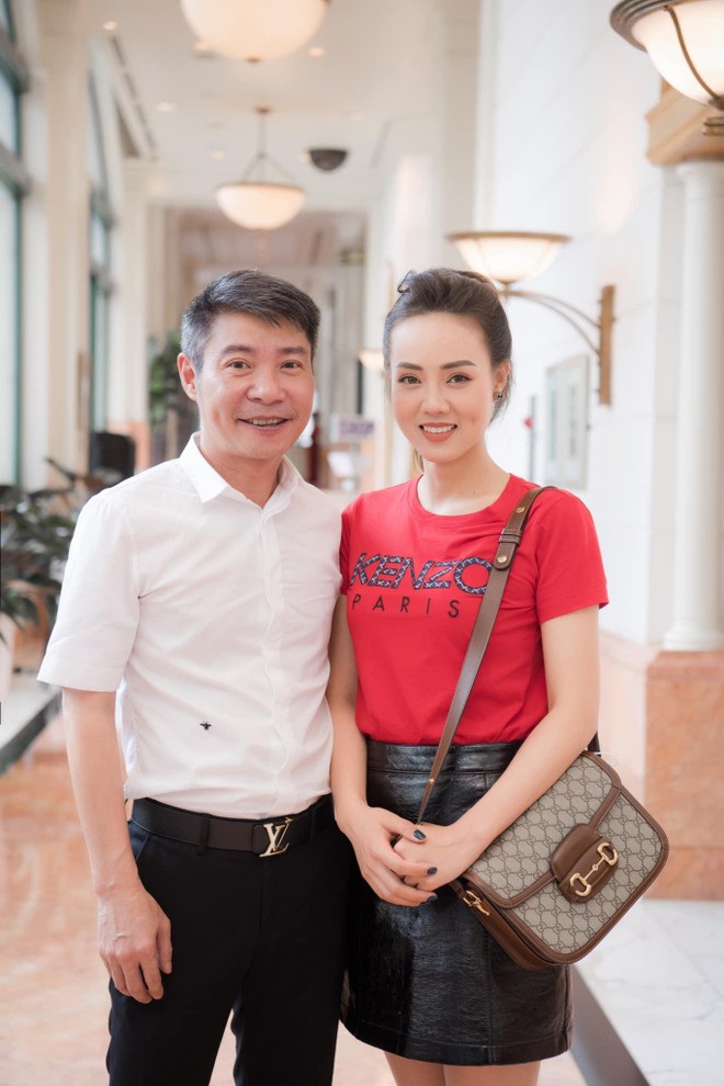 Ngọc Hà - bà xã của NSND Công Lý luôn song hành cùng chồng trong cuộc sống, công việc và ủng hộ đam mê nghệ thuật của anh