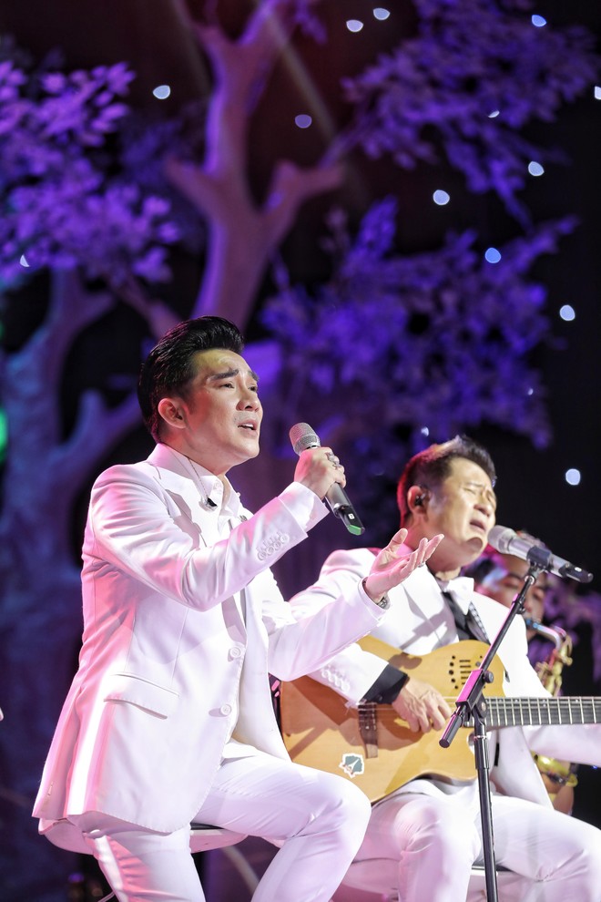 Ca sĩ Quang Hà: "Làm show cứ xảy ra sự cố, hết cháy rồi lại bị hoãn"