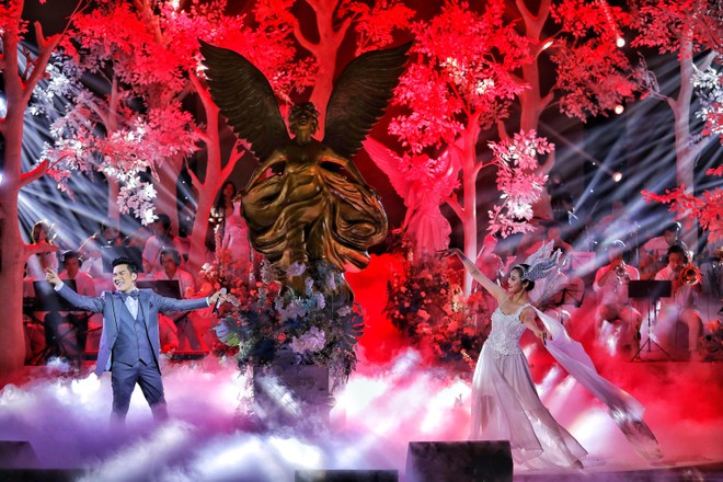 Ca sĩ Quang Hà: "Làm show cứ xảy ra sự cố, hết cháy rồi lại bị hoãn"