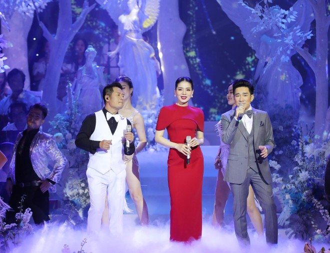 Ca sĩ Quang Hà: "Làm show cứ xảy ra sự cố, hết cháy rồi lại bị hoãn"