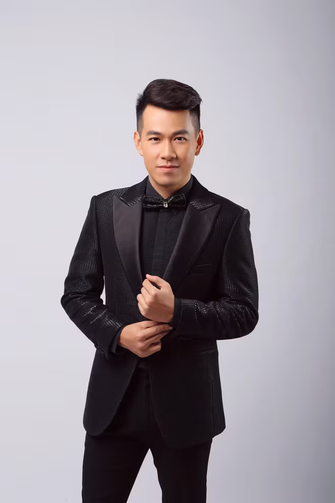 Ca sĩ Hồ Trung Dũng Ca sĩ Hồ Trung Dũng