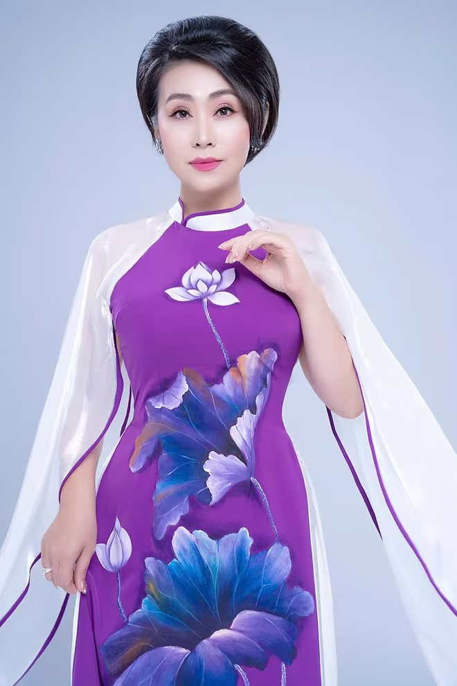 Ca sĩ Lô Thủy Ca sĩ Lô Thủy