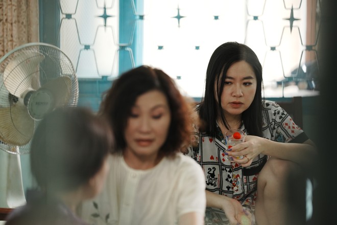 Nghệ sĩ Hồng Đào và Lê Khánh