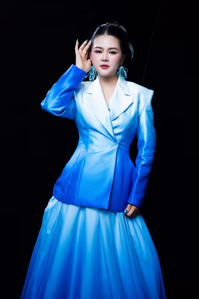 Nhà thiết kế Thạch Linh - đại diện Ban tổ chức &quot;Moonlit Childhood 2025&quot;
