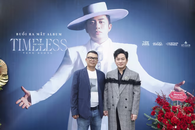 Tùng Dương và nhạc sĩ Hồng Kiên Tùng Dương và nhạc sĩ Hồng Kiên