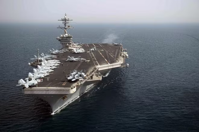 USS Theodore Roosevelt (CVN-71) là tàu sân bay thứ 4 thuộc siêu hàng không mẫu hạm lớp Nimitz. Tàu được đặt tên để vinh danh Tổng thống Theodore Roosevelt, vị tổng thống thứ 26 của nước Mỹ. USS Theodore Roosevelt (CVN-71) là tàu sân bay thứ 4 thuộc siêu hàng không mẫu hạm lớp Nimitz. Tàu được đặt tên để vinh danh Tổng thống Theodore Roosevelt, vị tổng thống thứ 26 của nước Mỹ.