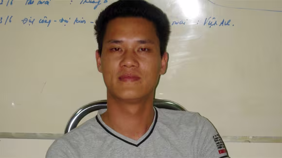 “Mượn” ô tô để khoe mẽ  ảnh 1