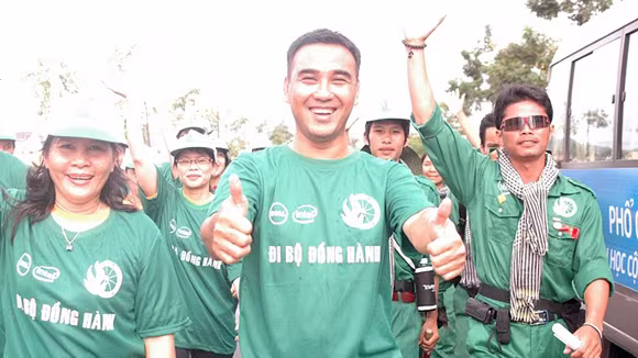 MC Quyền Linh tham dự lộ trình tại Đà Nẵng MC Quyền Linh tham dự lộ trình tại Đà Nẵng