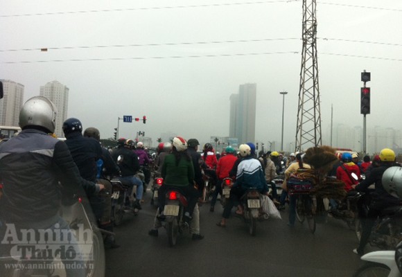Hà Nội cuối năm, đường nào cũng tắc ảnh 8 Hà Nội cuối năm, đường nào cũng tắc ảnh 8