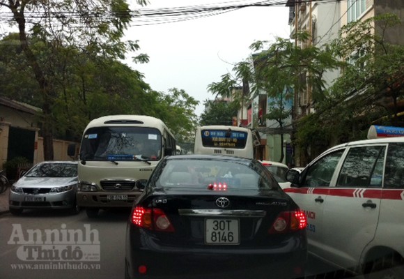 Hà Nội cuối năm, đường nào cũng tắc ảnh 3 Hà Nội cuối năm, đường nào cũng tắc ảnh 3