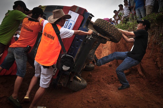 Những hình ảnh thú vị tại Vietnam Offroad Cup 2012 ảnh 2 Những hình ảnh thú vị tại Vietnam Offroad Cup 2012 ảnh 2