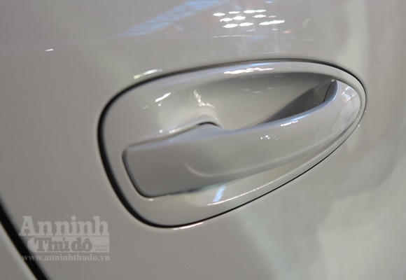 Ngắm siêu xe "mắt ếch", phụ kiện đã ngốn 800 triệu ảnh 6 Ngắm siêu xe "mắt ếch", phụ kiện đã ngốn 800 triệu ảnh 6