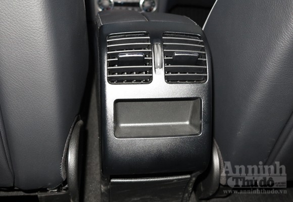 Chi tiết GLK 300- SUV bạc tỉ của Mercedes tại VN ảnh 16 Chi tiết GLK 300- SUV bạc tỉ của Mercedes tại VN ảnh 16