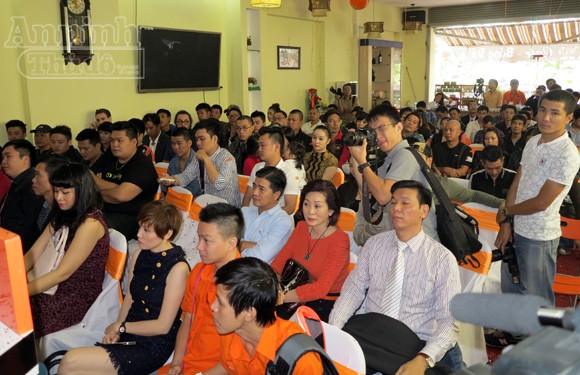 Showroom KTM Văn Tân chính thức khai trương tại Hà Nội ảnh 3 Showroom KTM Văn Tân chính thức khai trương tại Hà Nội ảnh 3