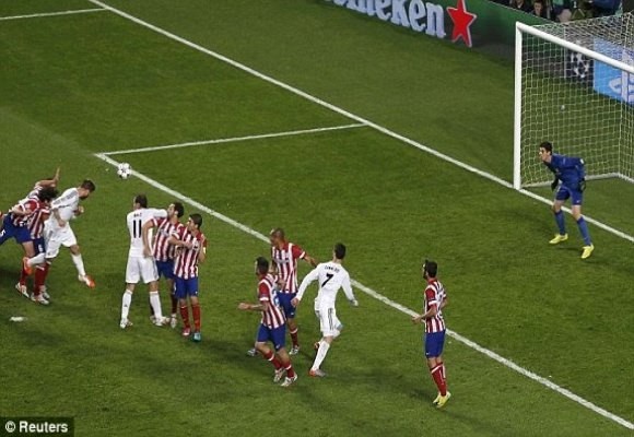 Hiện thực hóa giấc mơ Decima, Real Madrid trở lại ngôi Vương ảnh 5 Hiện thực hóa giấc mơ Decima, Real Madrid trở lại ngôi Vương ảnh 5