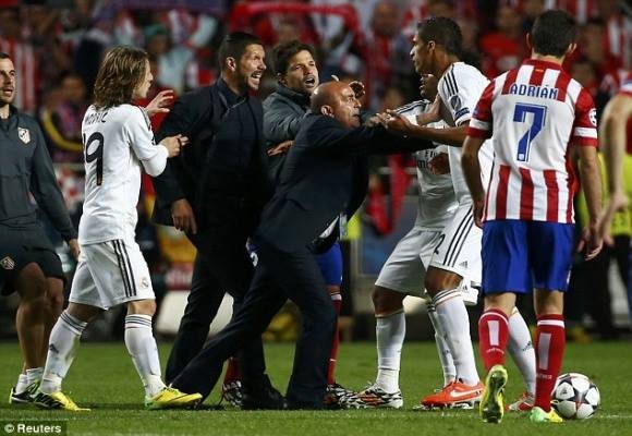 Hiện thực hóa giấc mơ Decima, Real Madrid trở lại ngôi Vương ảnh 3 Hiện thực hóa giấc mơ Decima, Real Madrid trở lại ngôi Vương ảnh 3