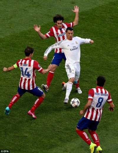 Hiện thực hóa giấc mơ Decima, Real Madrid trở lại ngôi Vương ảnh 13 Hiện thực hóa giấc mơ Decima, Real Madrid trở lại ngôi Vương ảnh 13