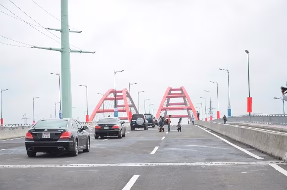 Thông xe tuyến đường hiện đại và đẹp nhất TP.HCM  ảnh 3