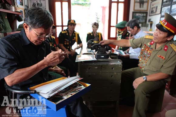 Những kỷ vật biết nói của một thời chiến trận ảnh 5 Những kỷ vật biết nói của một thời chiến trận ảnh 5