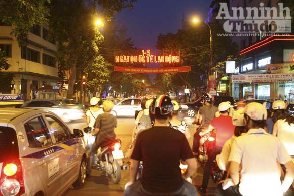 Trào dâng cảm xúc ngày kỷ niệm thống nhất đất nước ảnh 10 Trào dâng cảm xúc ngày kỷ niệm thống nhất đất nước ảnh 10