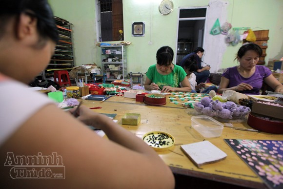 Cuộn giấy vụn thành tuyệt phẩm nghệ thuật ảnh 8 Cuộn giấy vụn thành tuyệt phẩm nghệ thuật ảnh 8