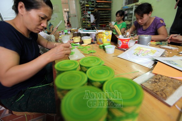 Cuộn giấy vụn thành tuyệt phẩm nghệ thuật ảnh 9 Cuộn giấy vụn thành tuyệt phẩm nghệ thuật ảnh 9