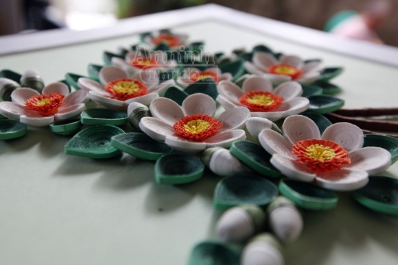Cuộn giấy vụn thành tuyệt phẩm nghệ thuật ảnh 3 Cuộn giấy vụn thành tuyệt phẩm nghệ thuật ảnh 3