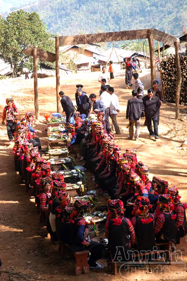 Tục xem gan lợn để biết vận mệnh trong năm ảnh 2