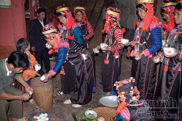 Tục xem gan lợn để biết vận mệnh trong năm ảnh 10