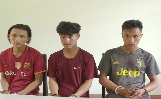 Các đối tượng liên quan đến vụ án bị lực lượng Công an bắt giữ Các đối tượng liên quan đến vụ án bị lực lượng Công an bắt giữ