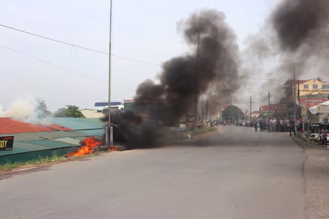 Với quy mô hơn 800 ki ốt trên diễn tích hơn 11.000m2, chợ Sấu là nơi kinh doanh, tập kết số lượng hàng hóa lớn cung cấp cho người dân