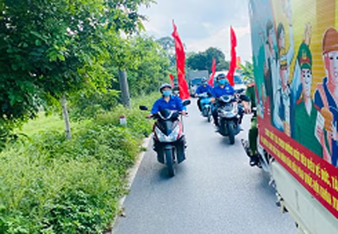 Công an xã Yên Thường phối hợp Đoàn thanh niên xã thực hiện “Ngày thứ 7 tình nguyện“ tuyên truyền lưu động phòng chống dịch Covid-19 và phòng cháy, chữa cháy tới từng đường, ngõ Công an xã Yên Thường phối hợp Đoàn thanh niên xã thực hiện “Ngày thứ 7 tình nguyện“ tuyên truyền lưu động phòng chống dịch Covid-19 và phòng cháy, chữa cháy tới từng đường, ngõ