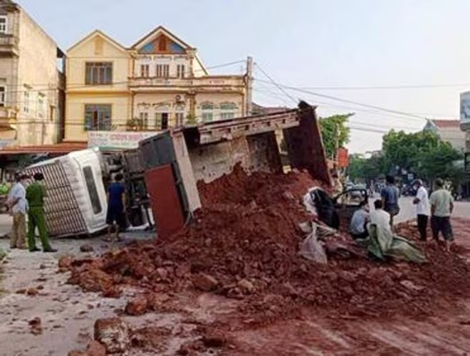 Cơ quan Công an khám nghiệm hiện trường vụ tai nạn giao thông Cơ quan Công an khám nghiệm hiện trường vụ tai nạn giao thông