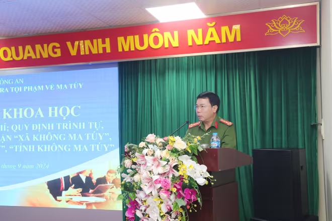 Đại tá Hoàng Quốc Việt, Phó Cục trưởng Cục Cảnh sát điều tra tội phạm về ma tuý phát biểu tại hội thảo Đại tá Hoàng Quốc Việt, Phó Cục trưởng Cục Cảnh sát điều tra tội phạm về ma tuý phát biểu tại hội thảo