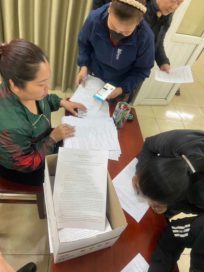 Người dân ký cam kết thực hiện các biện pháp đảm bảo an toàn PCCC tại nơi ở, cơ sở kinh doanh